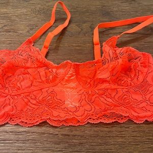 HANRO lace bralette size small new